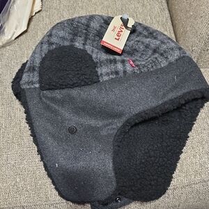 Levi's Black and Gray Winter Hat